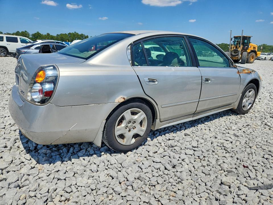 Photo 3 from auction – 2003 NISSAN ALTIMA with VIN 1N4AL11D23C155581