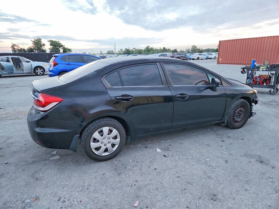 Photo 3 from auction – 2014 HONDA CIVIC with VIN 19XFB2F59EE074261