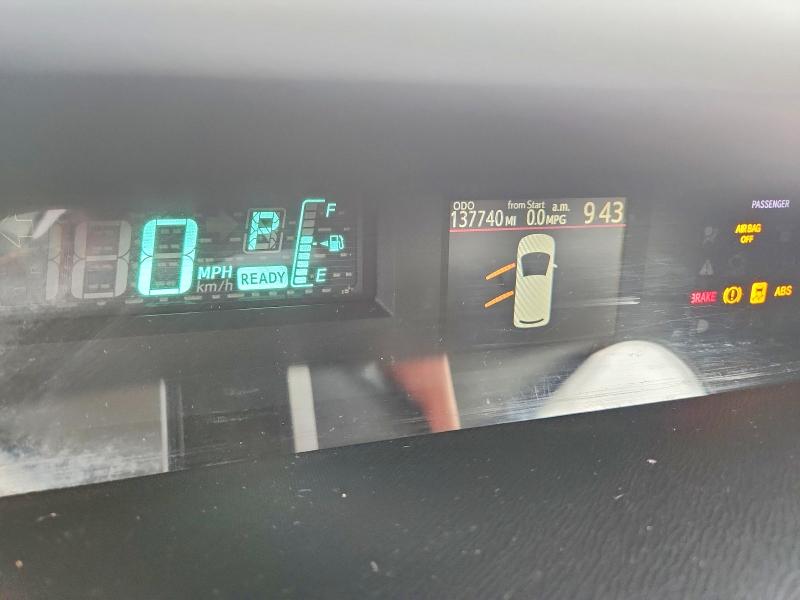 Photo 9 from auction – 2012 TOYOTA PRIUS C with VIN JTDKDTB36C1014005