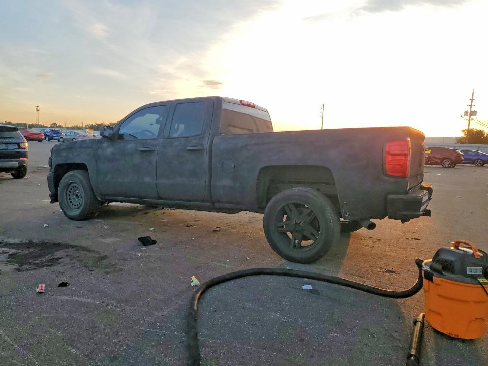 Photo 2 from auction – 2017 CHEVROLET SILVERADO with VIN 1GCRCPEC9HZ262312