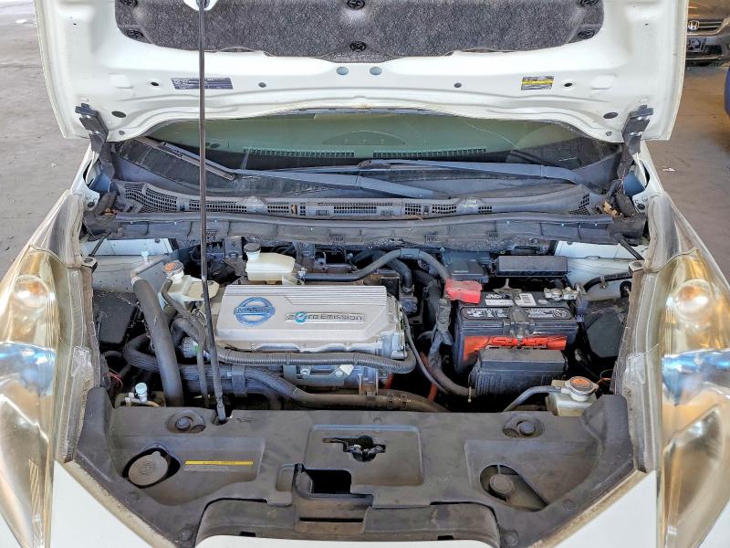 Photo 11 from auction – 2012 NISSAN LEAF with VIN JN1AZ0CP5CT016199