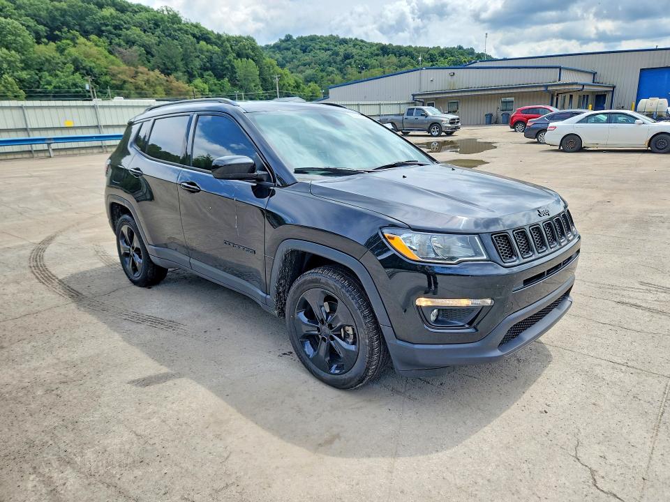 Photo 4 from auction – 2018 JEEP COMPASS with VIN 3C4NJDBB9JT304070