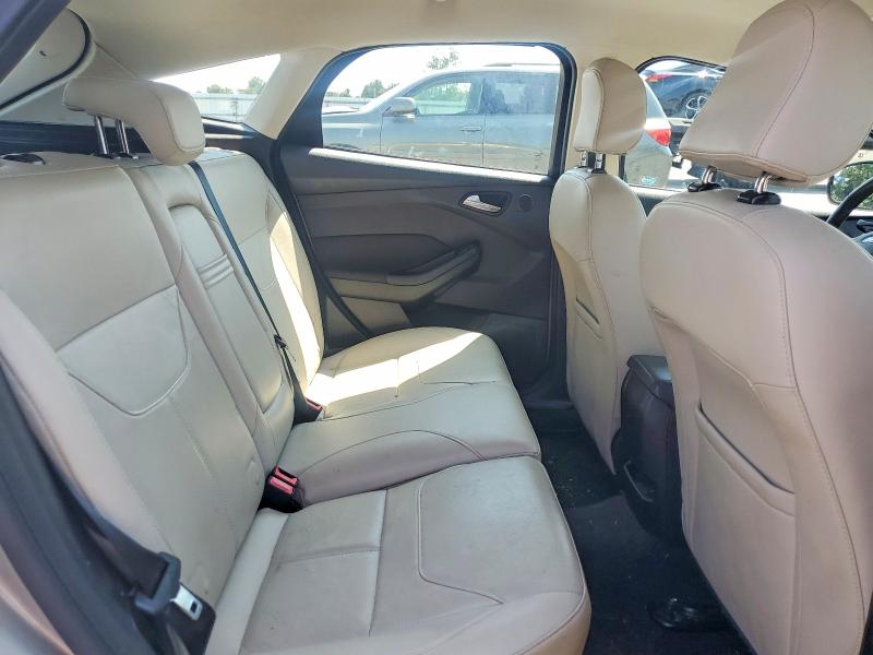 Photo 10 from auction – 2016 FORD FOCUS with VIN 1FADP3N22GL321044