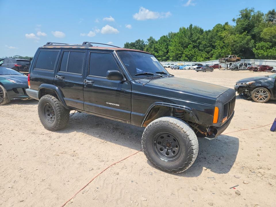 Photo 4 from auction – 2001 JEEP CHEROKEE with VIN 1J4FF48S71L629299
