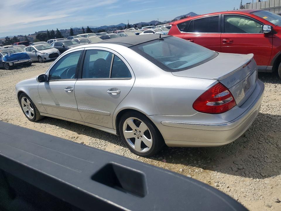 Photo 2 from auction – 2005 MERCEDES-BENZ E with VIN WDBUF65J85A649260