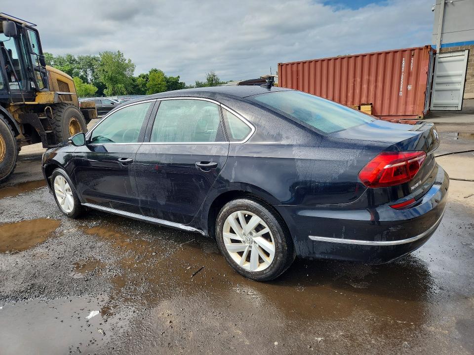 Photo 2 from auction – 2018 VOLKSWAGEN PASSAT with VIN 1VWBA7A35JC002671
