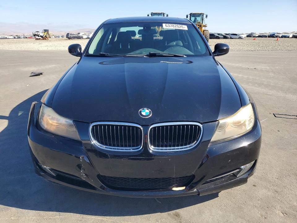 Photo 5 from auction – 2010 BMW 328 with VIN WBAPH5G56ANM69925
