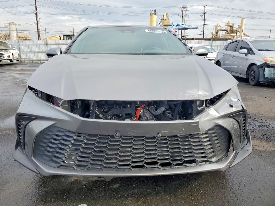 Photo 5 from auction – 2026 TOYOTA CAMRY with VIN 4T1DAACKXTU653770