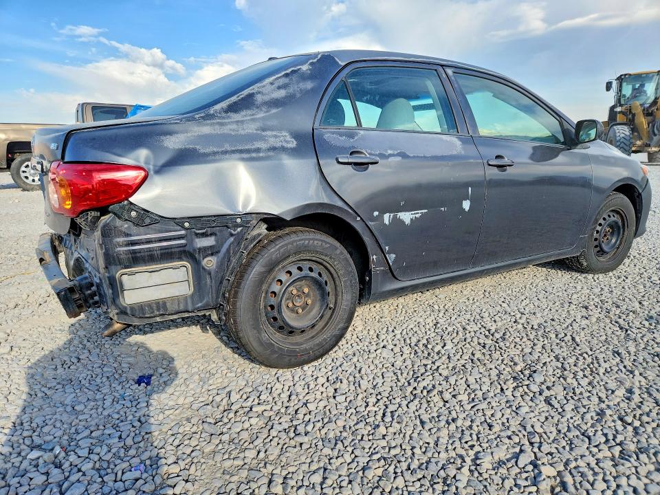 Photo 3 from auction – 2010 TOYOTA COROLLA with VIN 2T1BU4EE0AC281829