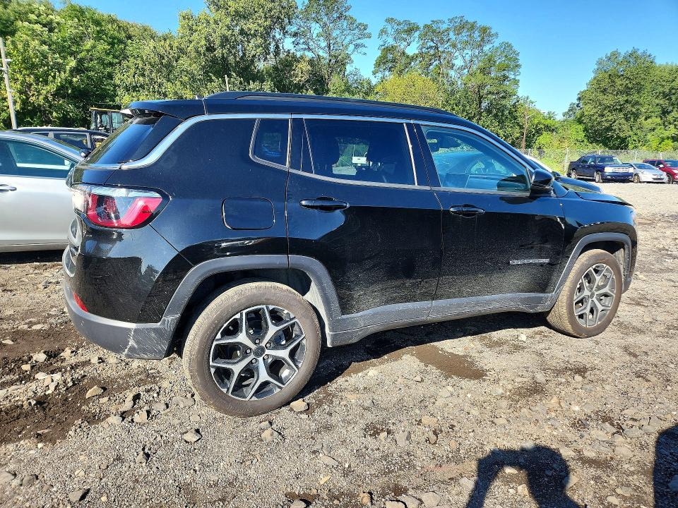 Photo 3 from auction – 2025 JEEP COMPASS with VIN 3C4NJDCN3ST549425