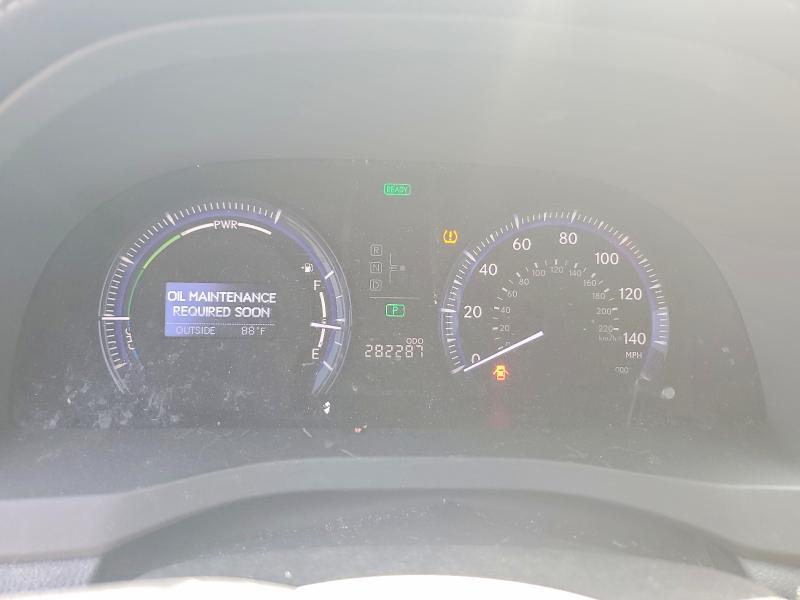 Photo 9 from auction – 2011 LEXUS HS with VIN JTHBB1BA5B2047402