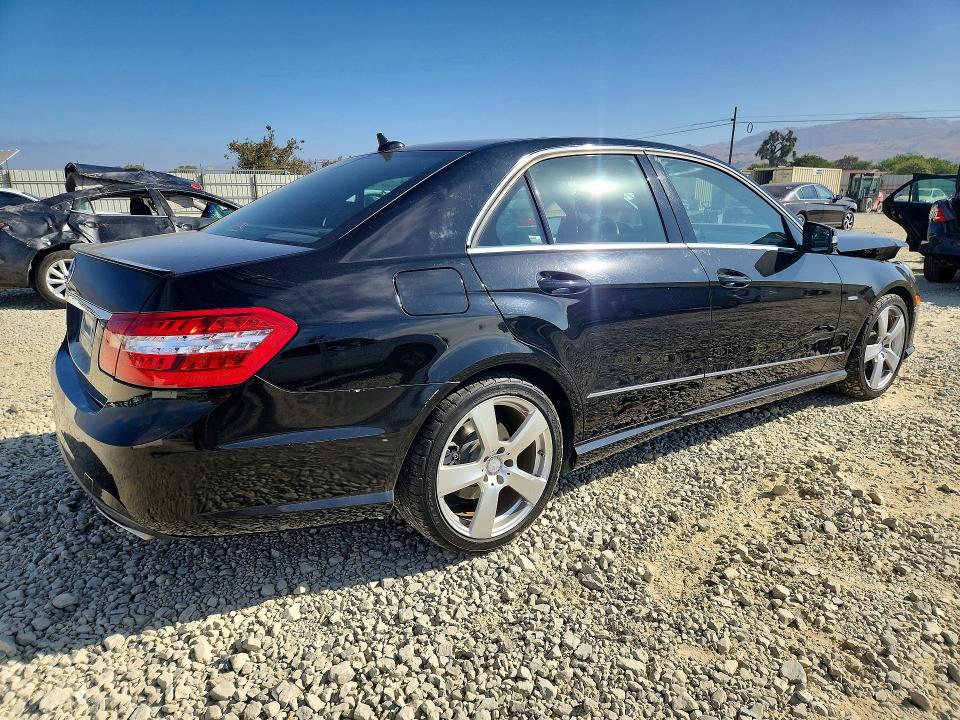 Photo 3 from auction – 2012 MERCEDES-BENZ E with VIN WDDHF5KB1CA603296