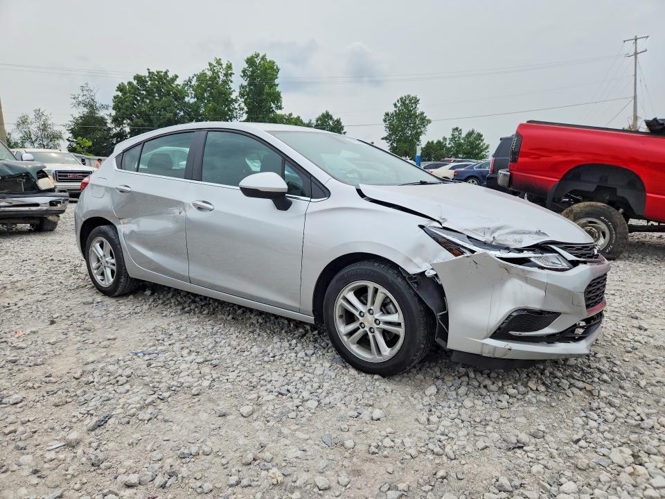Photo 4 from auction – 2018 CHEVROLET CRUZE with VIN 3G1BE6SMXJS606695