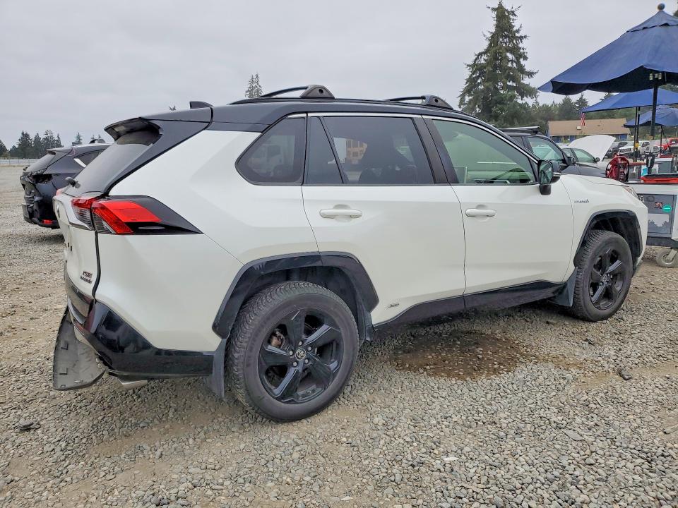 Photo 3 from auction – 2019 TOYOTA RAV4 with VIN JTMEWRFVXKD521430