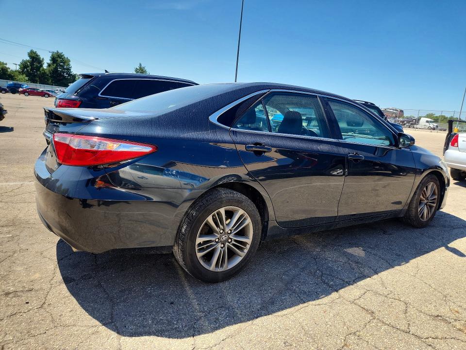 Photo 3 from auction – 2015 TOYOTA CAMRY with VIN 4T1BF1FK1FU955179