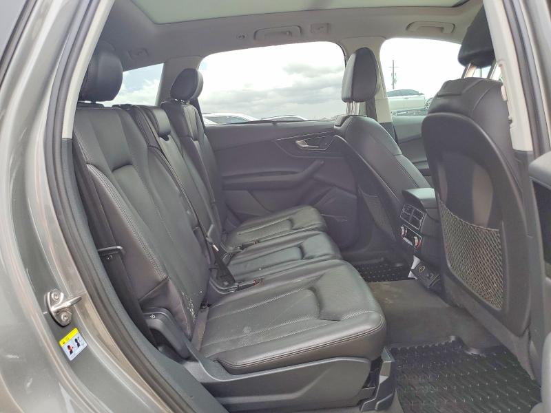 Photo 10 from auction – 2017 AUDI Q7 with VIN WA1LAAF75HD000370