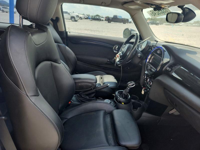 Photo 10 from auction – 2016 MINI COOPER with VIN WMWXP7C57G2A42948