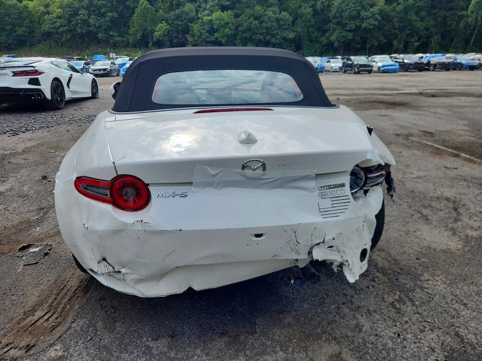 Photo 6 from auction – 2026 MAZDA MX-5 MIATA with VIN JM1NDAD71T0702663