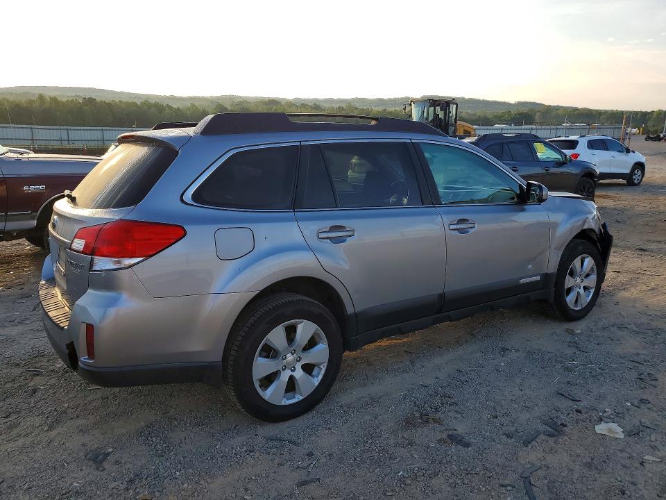 Photo 3 from auction – 2010 SUBARU OUTBACK with VIN 4S4BRBCC1A3362933
