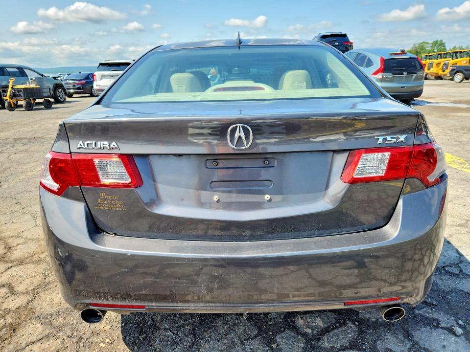 Photo 6 from auction – 2010 ACURA TSX with VIN JH4CU2F69AC031075