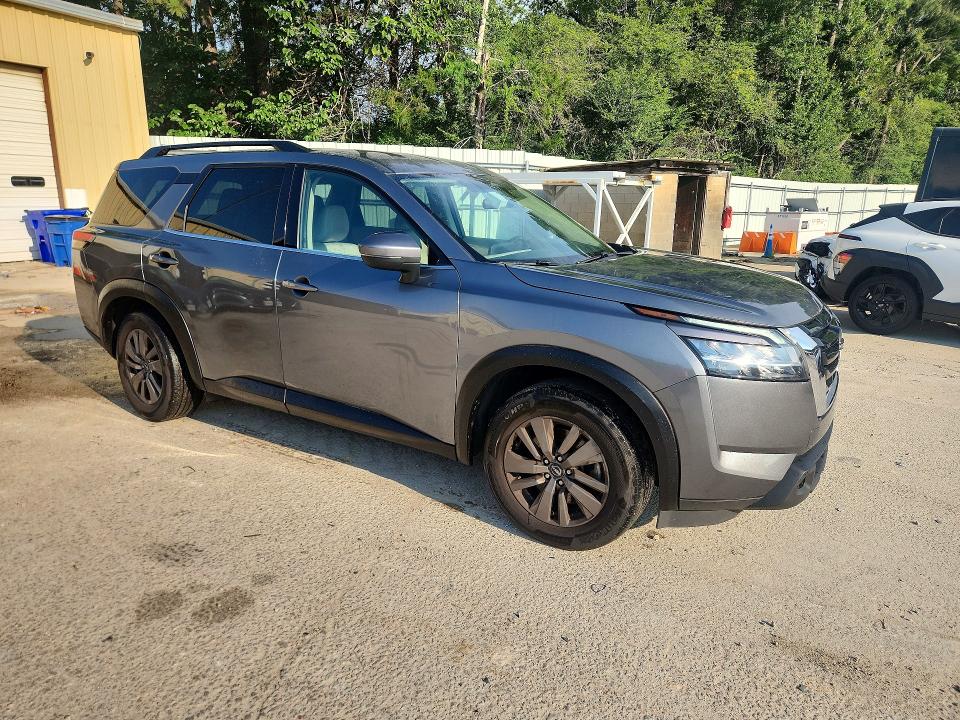 Photo 4 from auction – 2022 NISSAN PATHFINDER with VIN 5N1DR3BC3NC253928