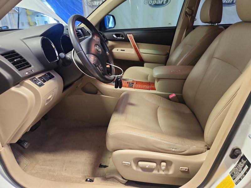 Photo 7 from auction – 2008 TOYOTA HIGHLANDER with VIN JTEDS42A682038594