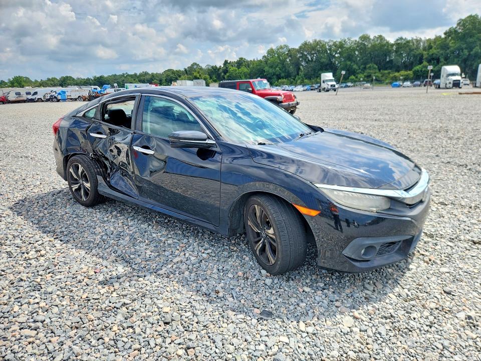 Photo 4 from auction – 2016 HONDA CIVIC with VIN 19XFC1F95GE030061