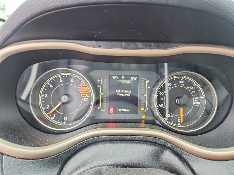 Photo 9 from auction – 2017 JEEP CHEROKEE with VIN 1C4PJMCS4HW636350