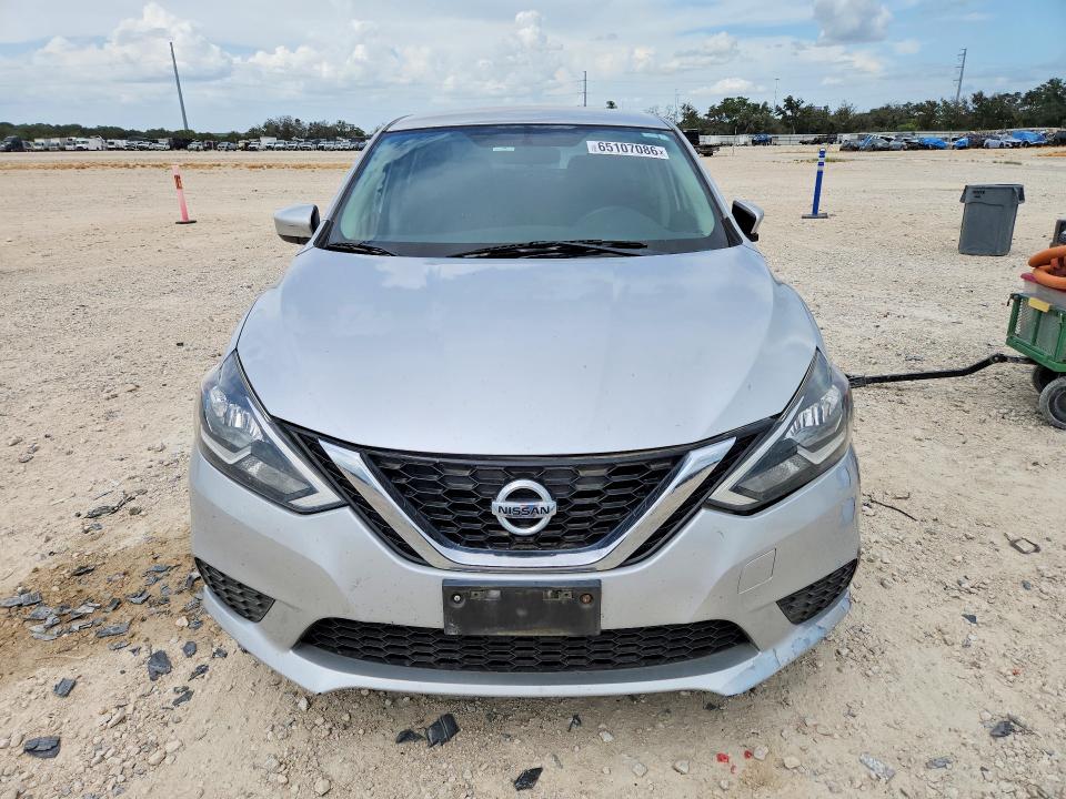 Photo 5 from auction – 2017 NISSAN SENTRA with VIN 3N1AB7AP4HY251904