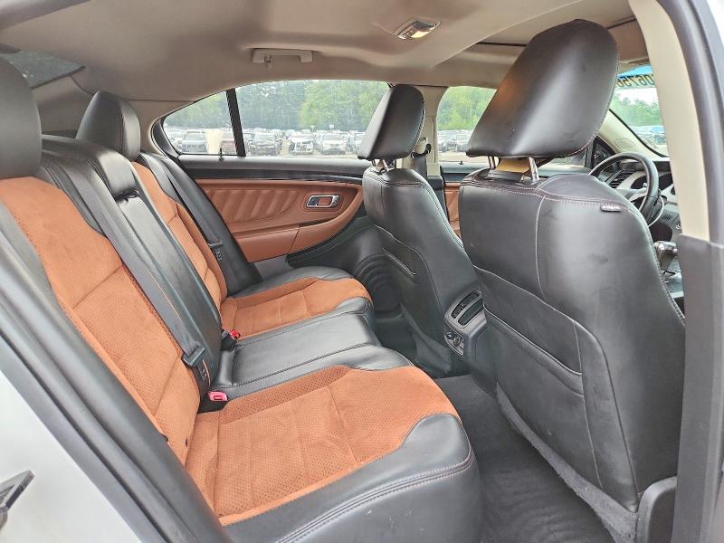 Photo 10 from auction – 2010 FORD TAURUS with VIN 1FAHP2KT9AG117365
