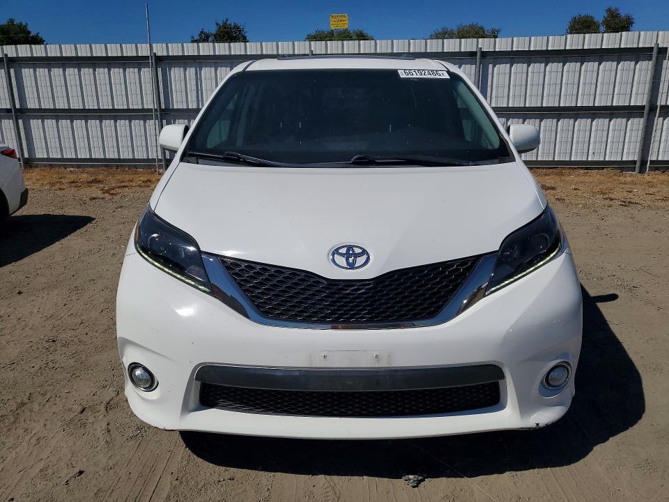 Photo 5 from auction – 2016 TOYOTA SIENNA with VIN 5TDXK3DC1GS710207