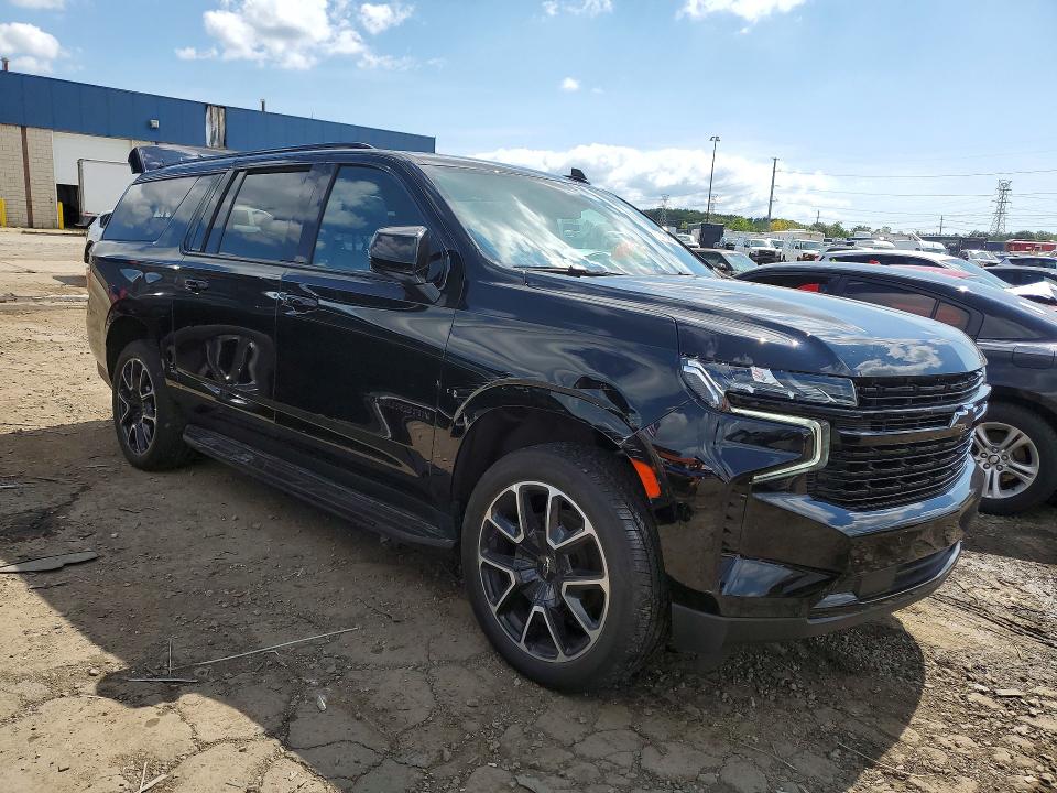 Photo 4 from auction – 2024 CHEVROLET SUBURBAN with VIN 1GNSKEKD6RR343136