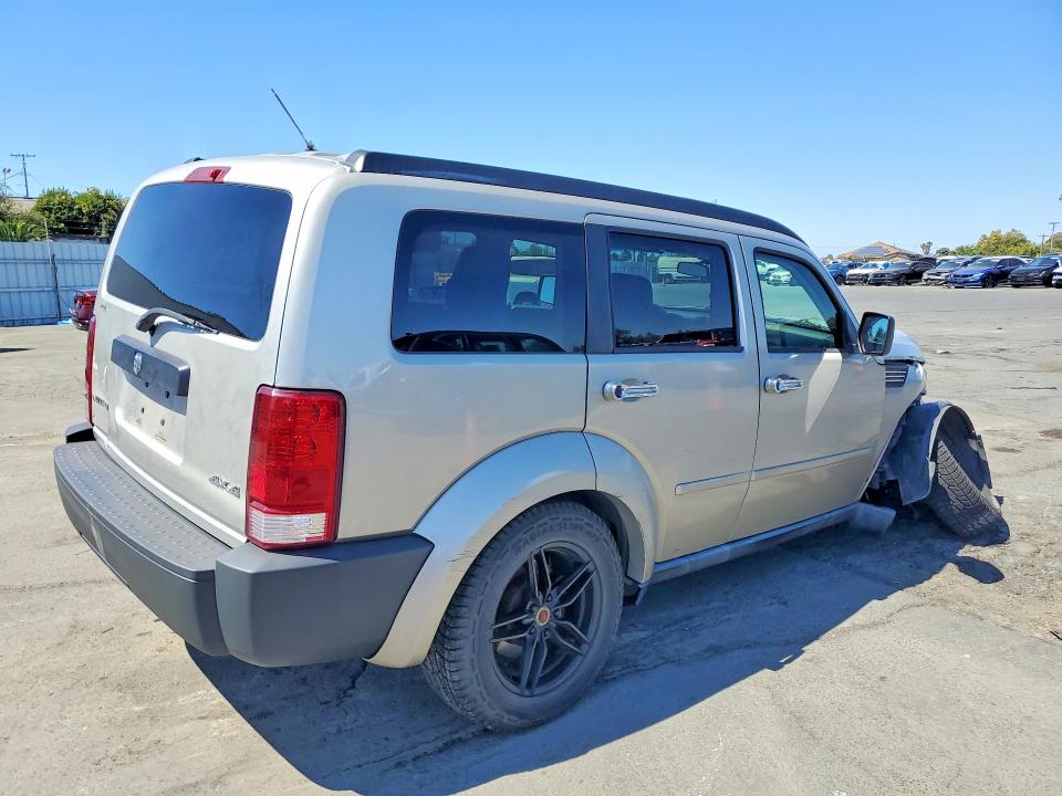 Photo 3 from auction – 2008 DODGE NITRO with VIN 1D8GU28K88W168354