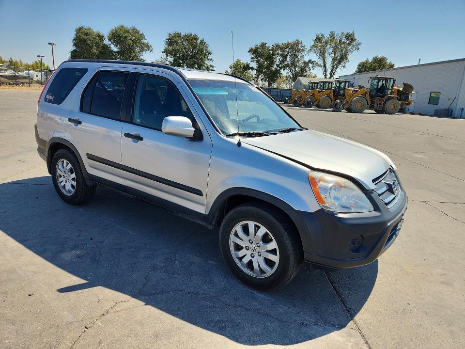 Photo 4 from auction – 2006 HONDA CR-V with VIN JHLRD78806C059039