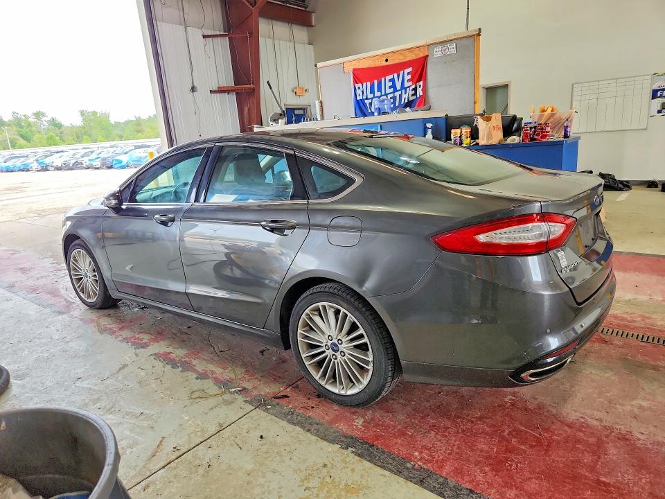 Photo 2 from auction – 2016 FORD FUSION with VIN 3FA6P0T98GR252949