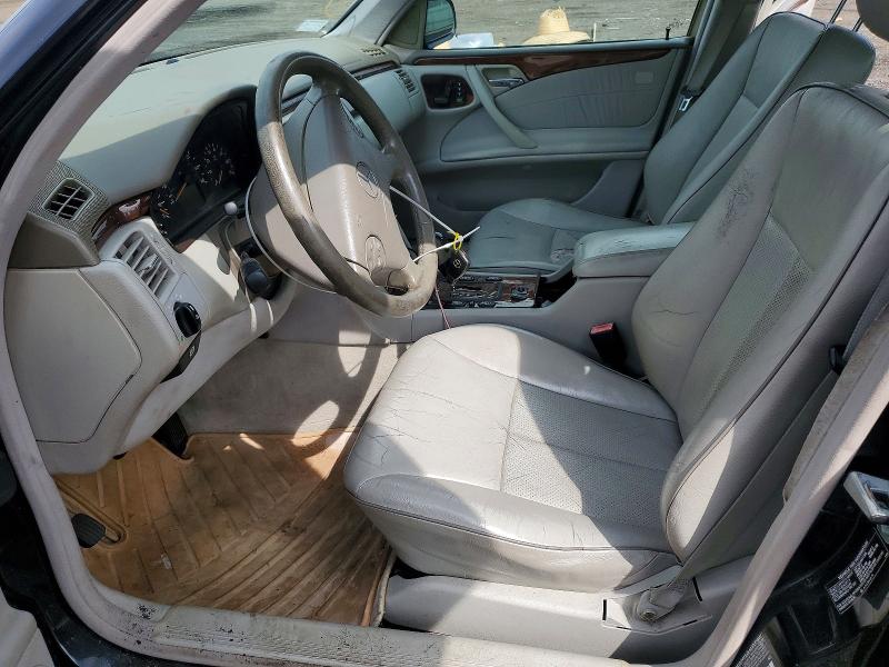 Photo 7 from auction – 2001 MERCEDES-BENZ E with VIN WDBJF65J01B340485