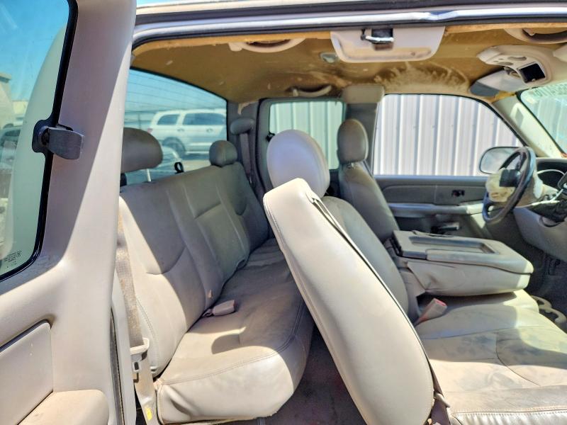 Photo 10 from auction – 2004 CHEVROLET SILVERADO with VIN 1GCEK19T24Z210703