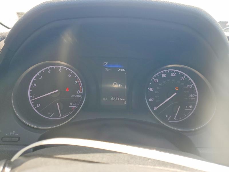 Photo 9 from auction – 2022 TOYOTA CAMRY with VIN 4T1G11AK7NU699804
