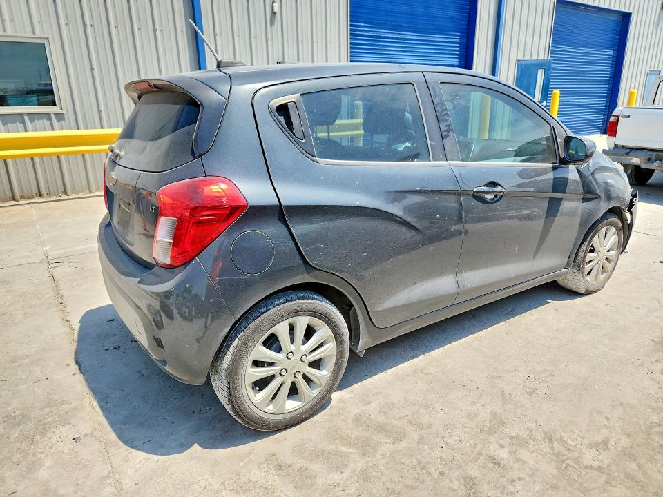 Photo 3 from auction – 2017 CHEVROLET SPARK with VIN KL8CD6SA7HC773397