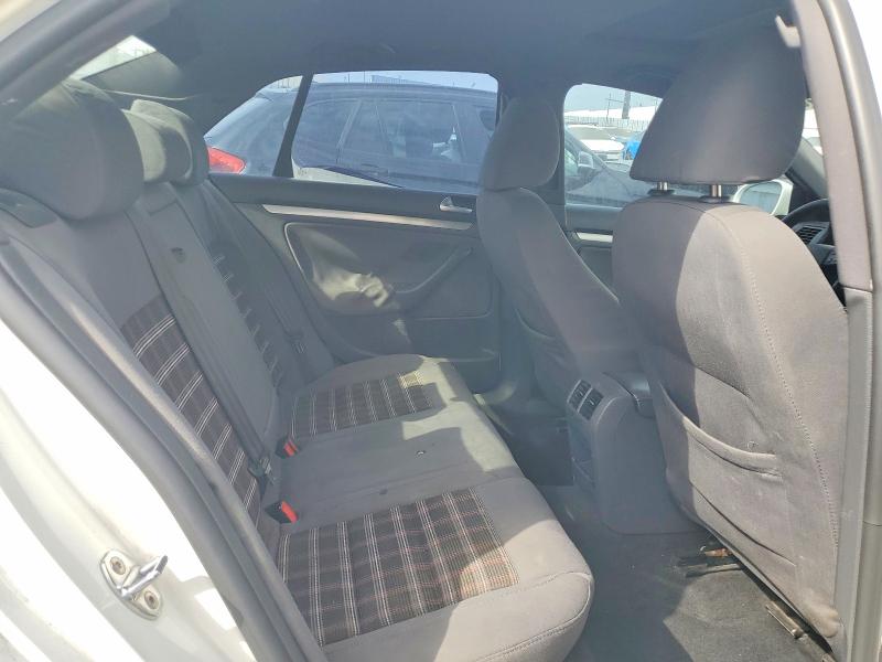 Снимка 10 от търг – 2009 VOLKSWAGEN GLI с VIN 3VWDJ71K19M044104