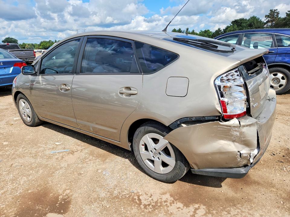 Photo 2 from auction – 2006 TOYOTA PRIUS with VIN JTDKB20U963155459