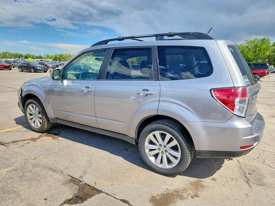 Photo 2 from auction – 2011 SUBARU FORESTER with VIN JF2SHBDC5BH733331
