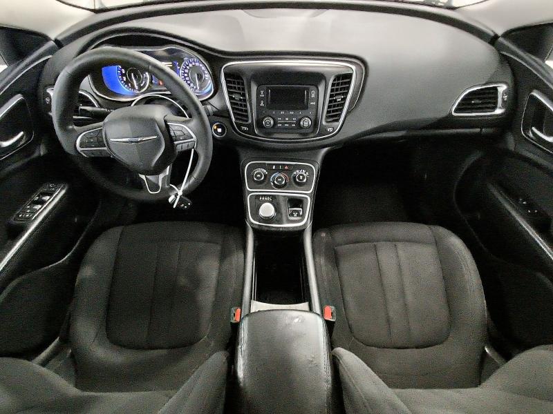 Photo 8 from auction – 2017 CHRYSLER 200 with VIN 1C3CCCFB8HN512431