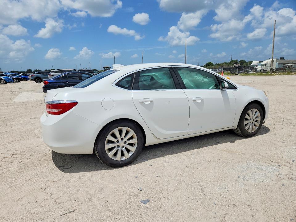 Photo 3 from auction – 2015 BUICK VERANO with VIN 1G4PP5SK0F4218541
