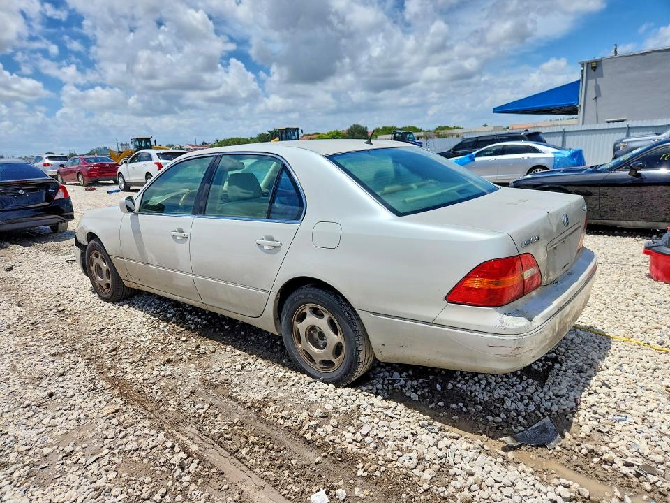 Photo 2 from auction – 2001 LEXUS LS with VIN JTHBN30F710041273