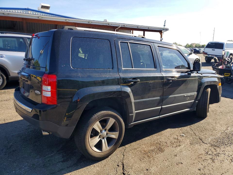 Photo 3 from auction – 2017 JEEP PATRIOT with VIN 1C4NJRFB0HD128243