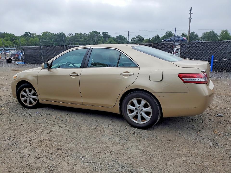 Photo 2 from auction – 2011 TOYOTA CAMRY with VIN 4T1BF3EK6BU224254