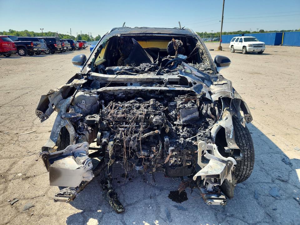 Photo 5 from auction – 2021 LINCOLN CORSAIR with VIN 5LMCJ2D99MUL01761
