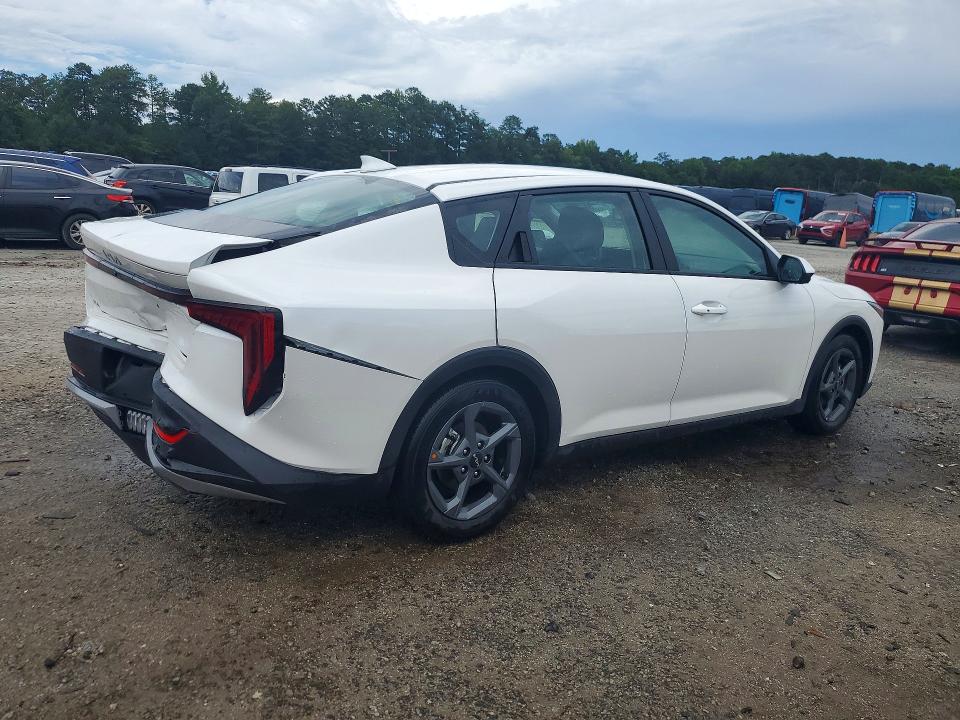 Photo 3 from auction – 2026 KIA K4 with VIN 3KPFT4DE0TE251420