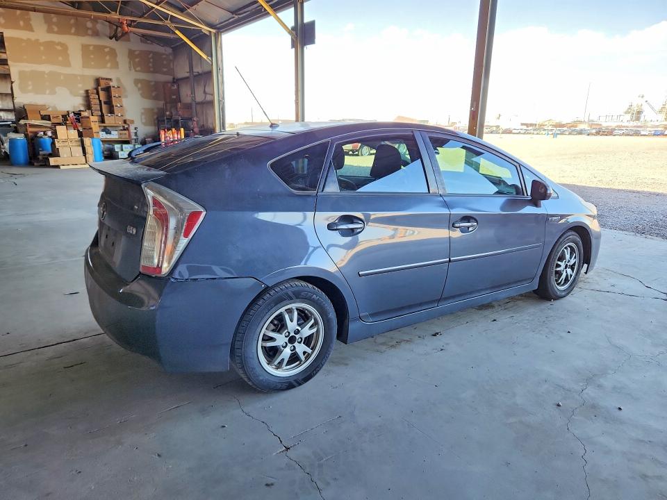Photo 3 from auction – 2013 TOYOTA PRIUS with VIN JTDKN3DU9D5599045